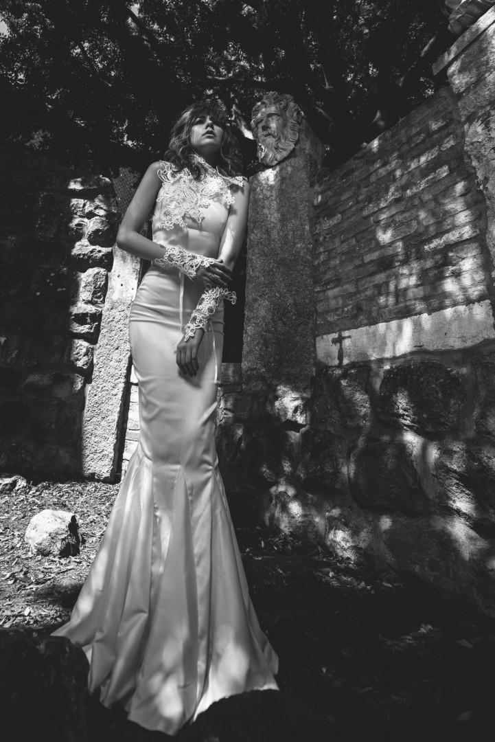 Venice May 2016 <br />
Chio Couture Wedding Dress #1<br />
Model - Atalanta<br />
Hair Stylist - Vimal Chavda<br />
MUA - Gwen Reece<br />
Photography assistant - Mark Goddard